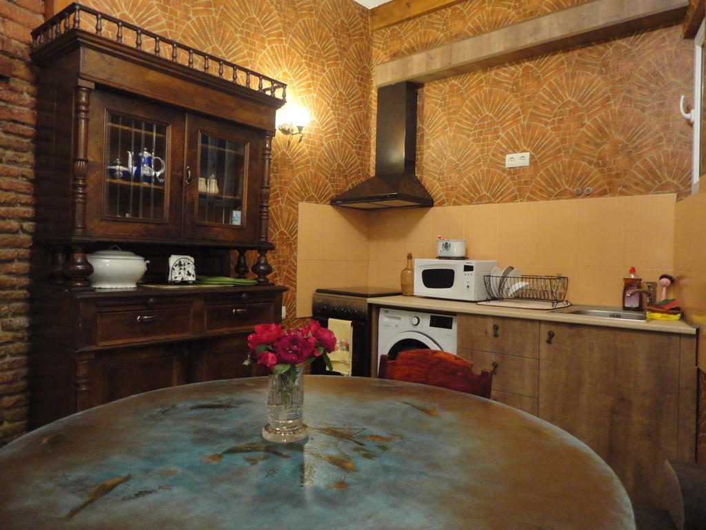Art House Petunia Daire Tiflis Dış mekan fotoğraf