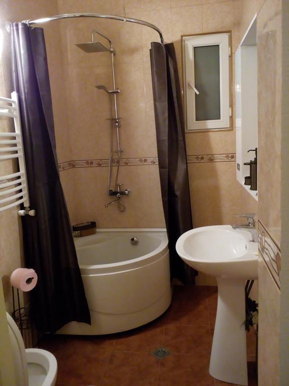 Art House Petunia Daire Tiflis Dış mekan fotoğraf