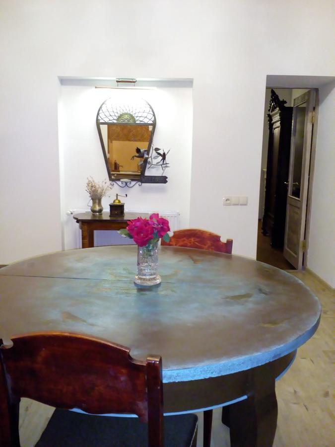 Art House Petunia Daire Tiflis Dış mekan fotoğraf
