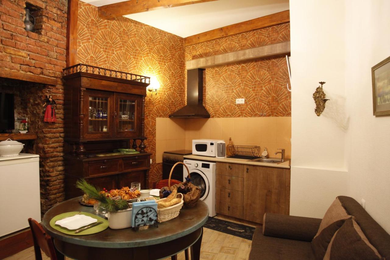 Art House Petunia Daire Tiflis Dış mekan fotoğraf