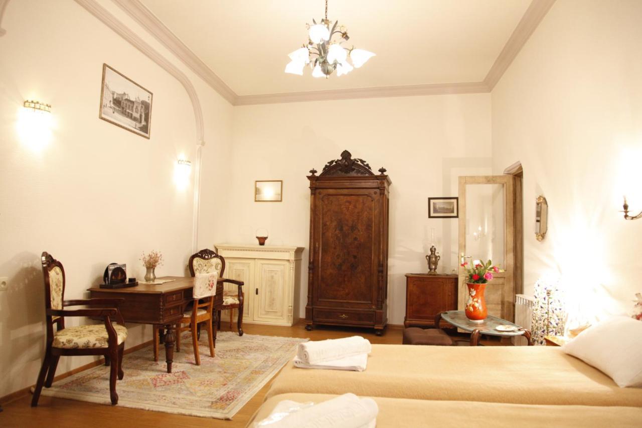 Art House Petunia Daire Tiflis Dış mekan fotoğraf